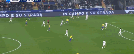 坎比亚索自摆乌龙，尤文图斯2-1帕尔马