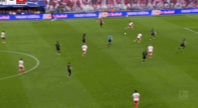 查韦斯乌龙绝杀，RB莱比锡2-1奥格斯堡