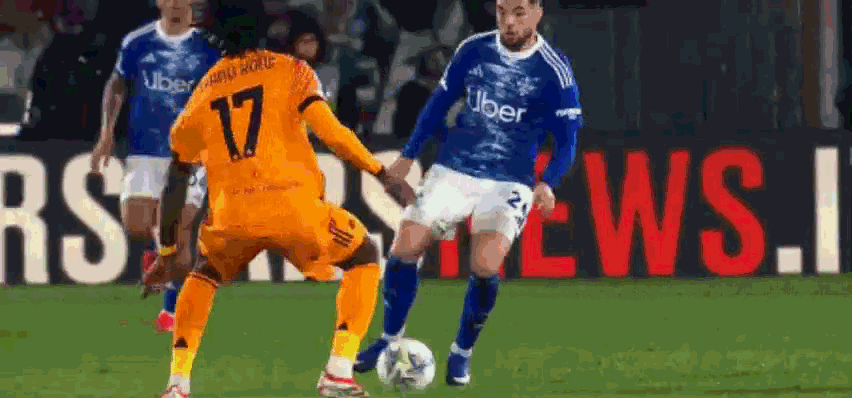 韦斯利两黄变一红被罚下