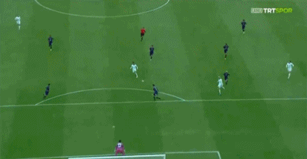 埃基蒂克破门，巴西0-2法国