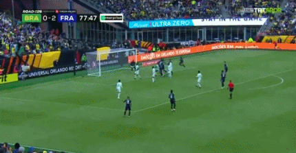 布雷默破门，巴西1-2法国