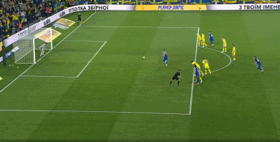 约克雷斯主罚点球命中，乌克兰0-3瑞典