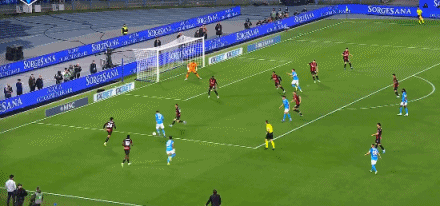 波利塔诺凌空小角度破门，那不勒斯1-0AC米兰