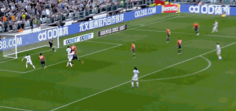 麦肯尼离谱踢飞