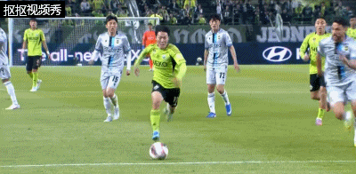 姜成云半单刀机会被费尔南德兹抢先解围