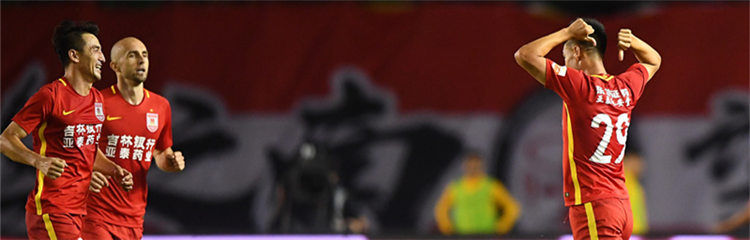 中超第17轮-帕托杨旭破门刘健染红,权健3-3险平人和