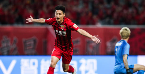 上港5球大胜贵州继续领跑,国安3球客胜十人富力