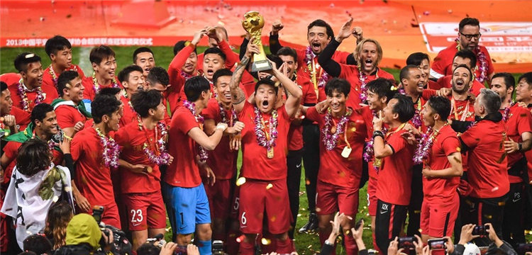 6年磨一剑!上港夺中超首冠,恒大王朝落幕