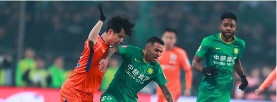 足协杯-塔神点射巴坎布送点+破门,国安1-1鲁能